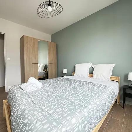 Jolie F3 Berthelot , Equipe - Wi-fi , Cl-fd Berthelot 10eme شقة كليرمونت-فيراند